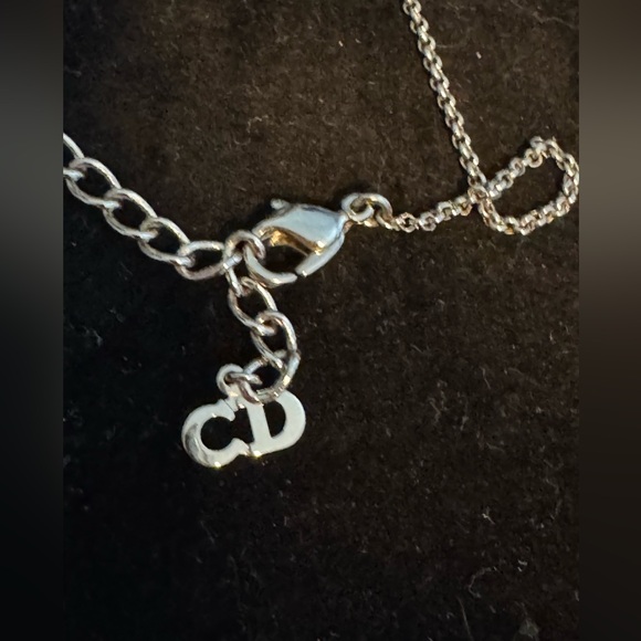 💫Dior Silvertone Necklace Live Listing As Is Final Sale 💫 - Picture 4 of 4